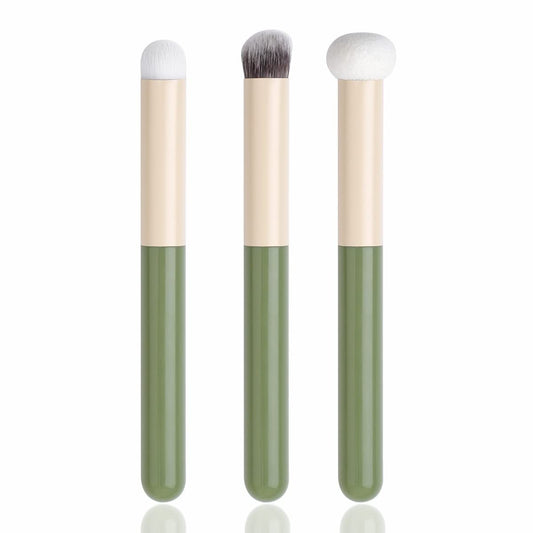 Concealer Brush Set by GOERTI Angled Concealer Brushes for Under Eye Concealer Nose Contour Brush Small Sponge Blender Cover and Blend Imperfections Full or Spot Coverage 3pcs (Green)